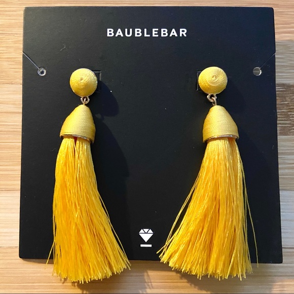 2/$15! BaubleBar Rosabella Gold Tassel Earrings - Picture 3 of 3
